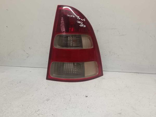 FEU ARRIERE DROIT TOYOTA COROLLA BREAK 2002-2004 - Vue 1